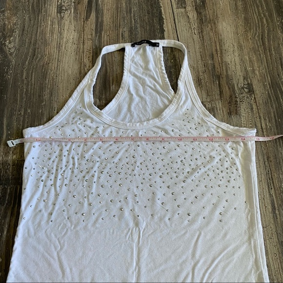❌SOLD❌ White top with details - Picture 5 of 7